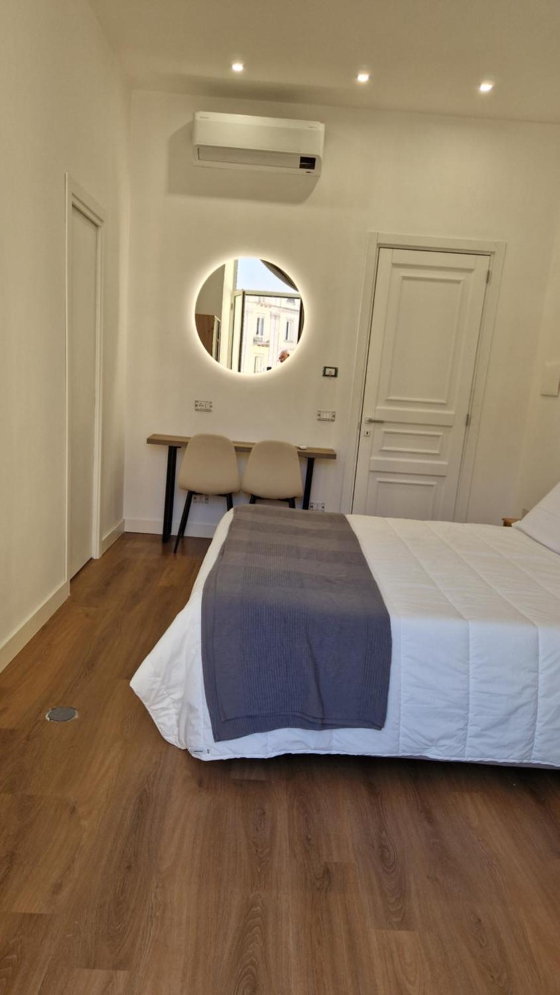 B&B City Center Naples Room photo